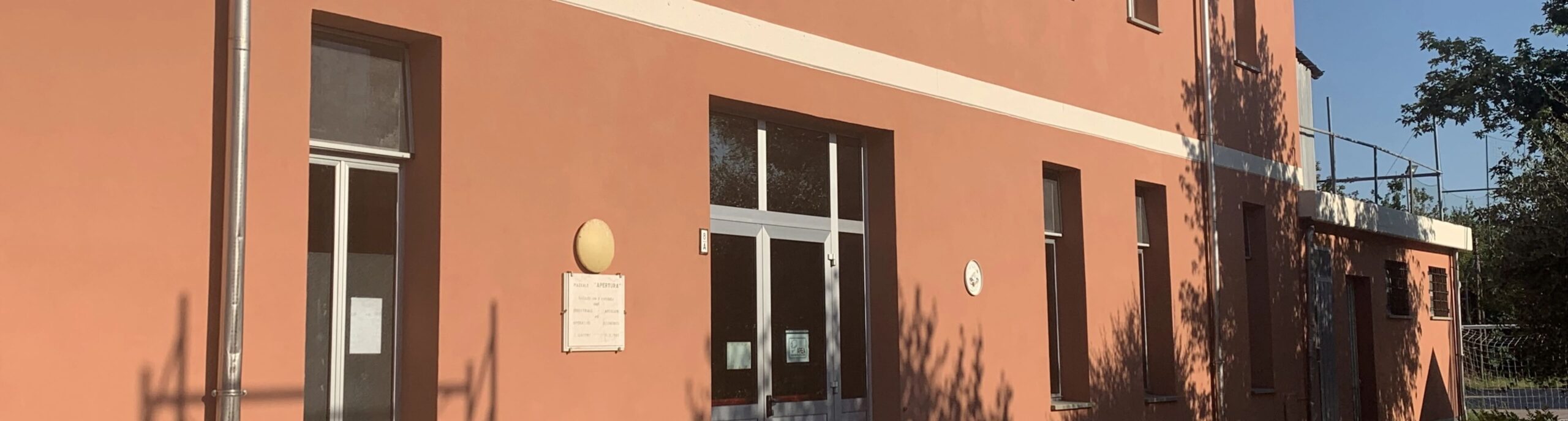 facciata-ingresso-circolo-anspi-apertura-aps-ets-sangiacomo-sanrocco Ingresso esterno Circolo Anspi Apertura APS-ETS San Giacomo San Rocco
